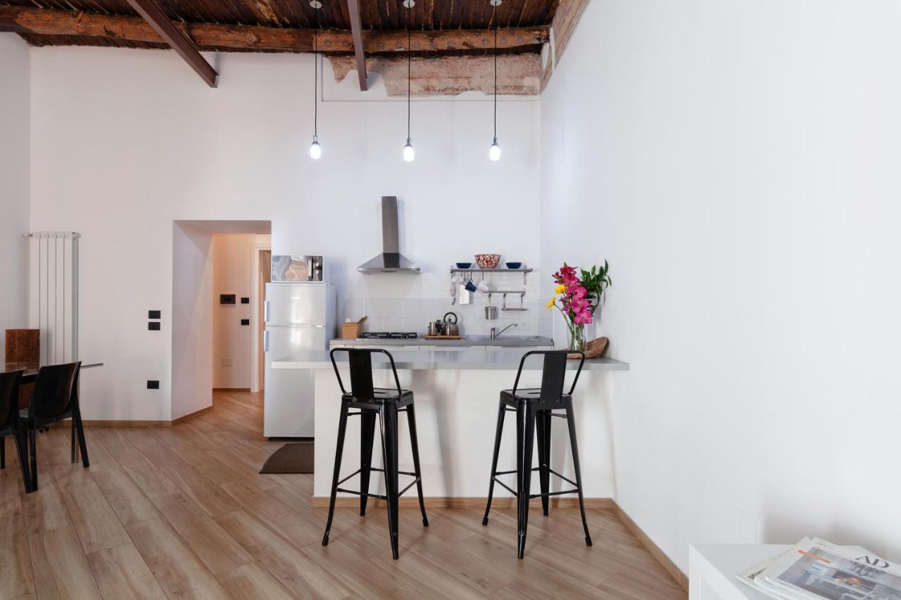 Apartment Moderno Nel Centro Storico Naples