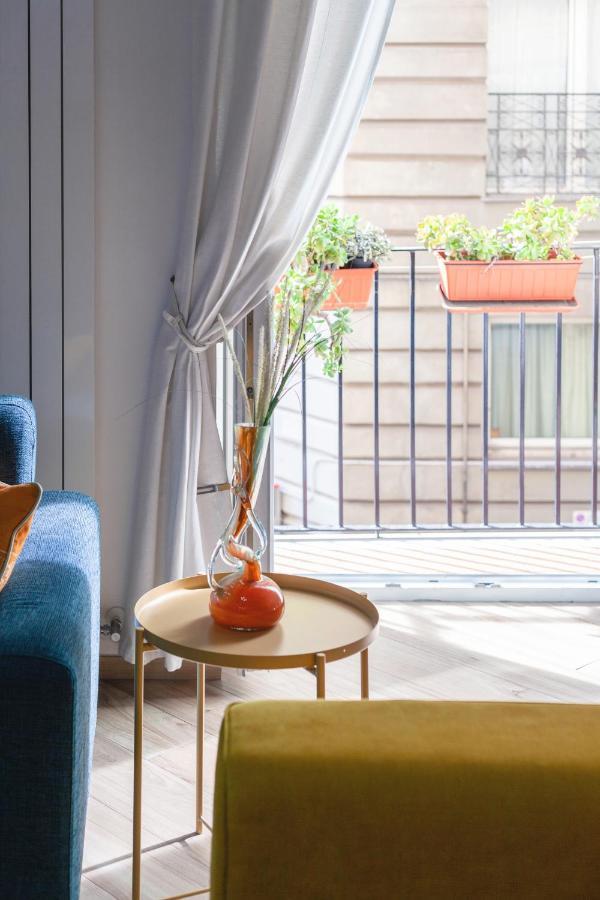 Apartment Moderno Nel Centro Storico Naples
